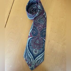 Christian Dior paisley tie silk tan blue red
